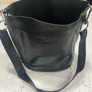 M0851 hobo tote bag